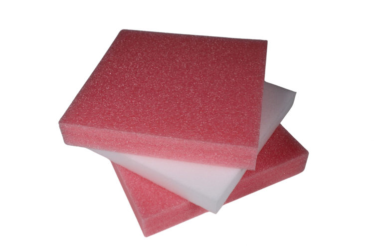 Mousse Ethafoam® - 3 modèles empilés dont deux roses et un blanc