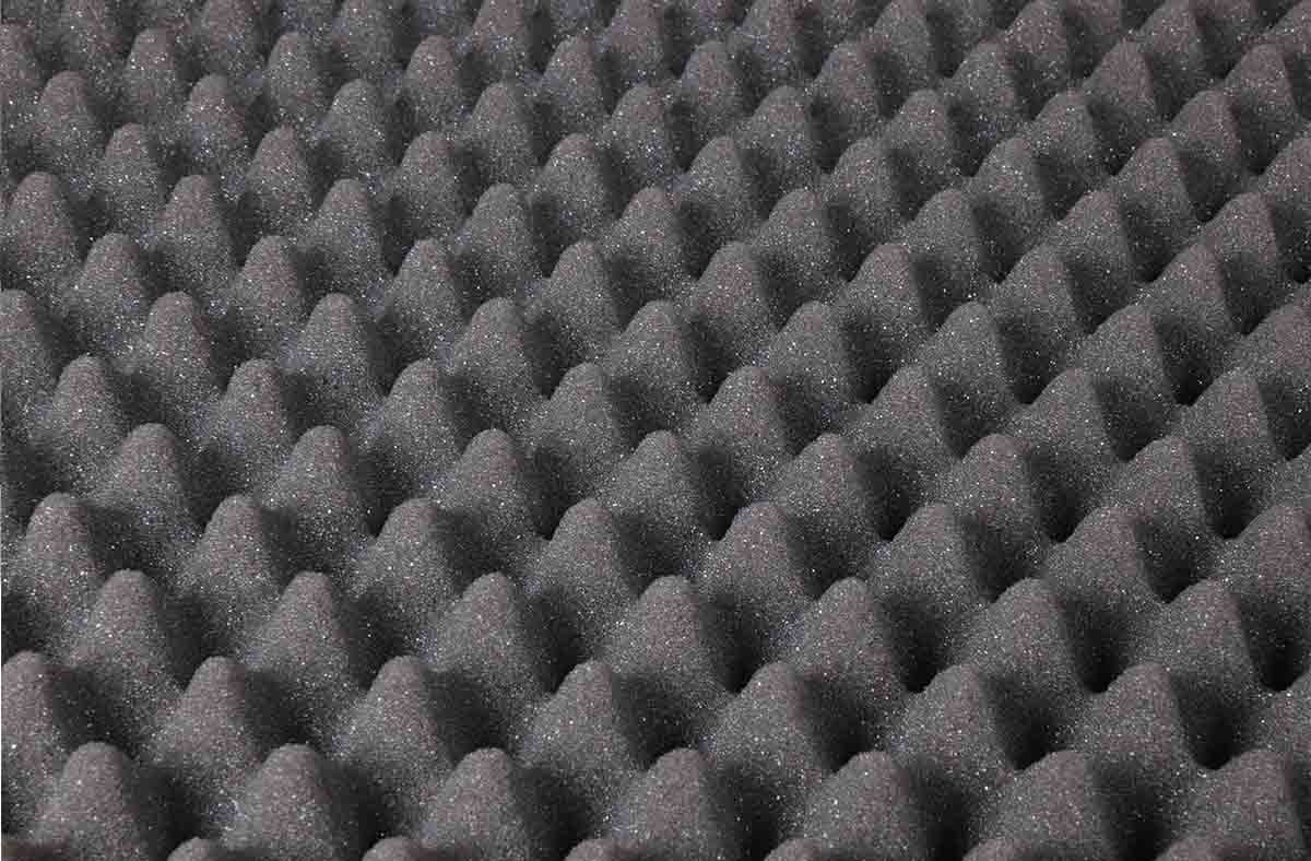 Mousse PU Alvéolé 18kg/m3
